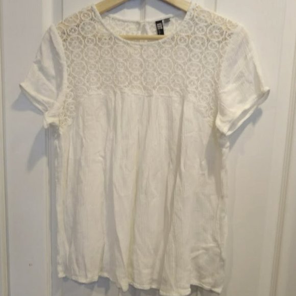Kut From the Kloth Lace Top size Large - Picture 4 of 4
